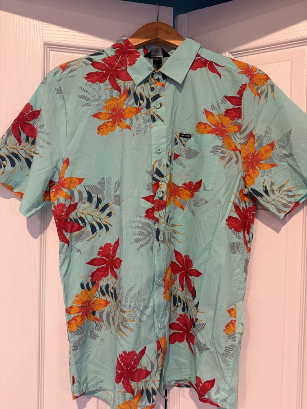 Volcom Light Aqua Tropical Floral Button-Down Shirt